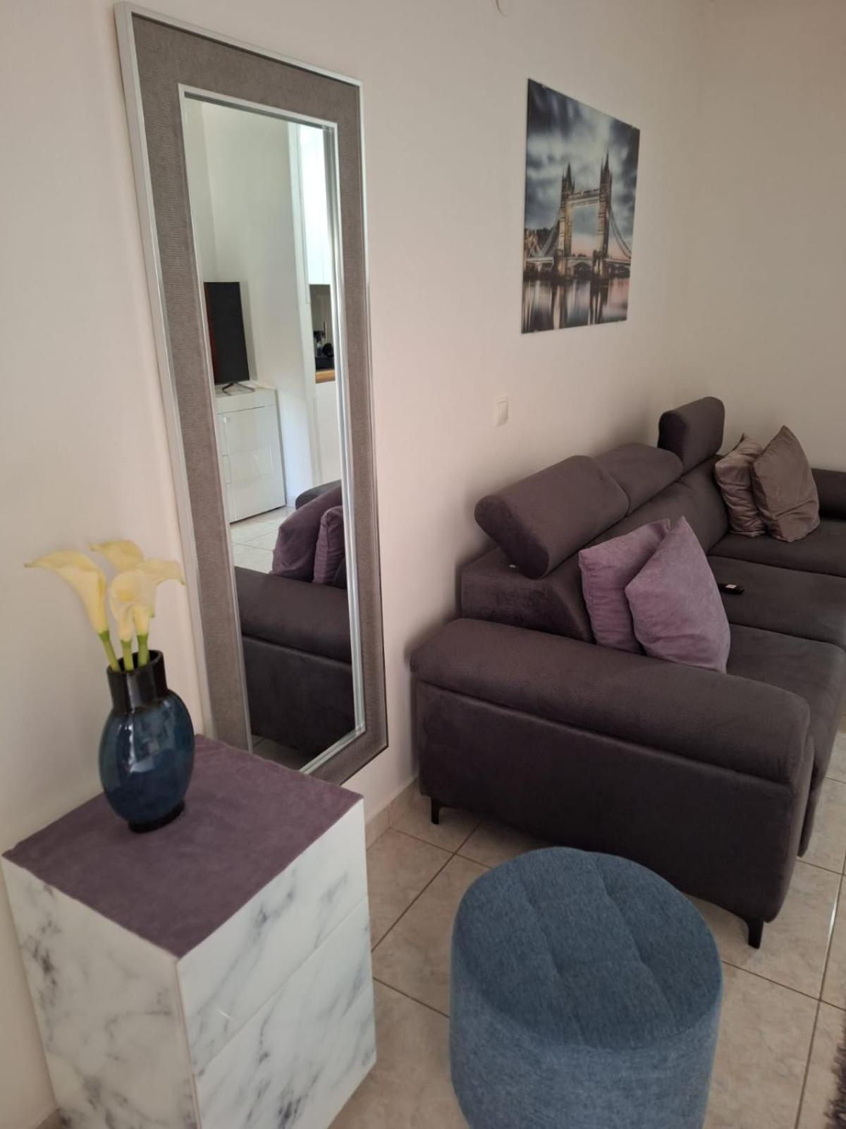 Mihaela Studio Apartmans 150M Near The Beach Kaštela Exteriér fotografie